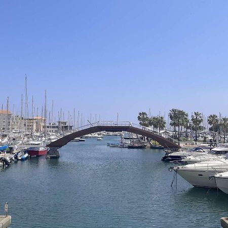 Frejus: Appt 2P, 5 Pers, Piscine, Plage A 150M, Parking, Animaux Ok - Fr-1-226A-357 Eksteriør bilde