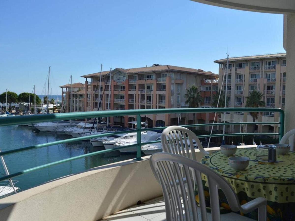 Frejus: Appt 2P, 5 Pers, Piscine, Plage A 150M, Parking, Animaux Ok - Fr-1-226A-357 Eksteriør bilde