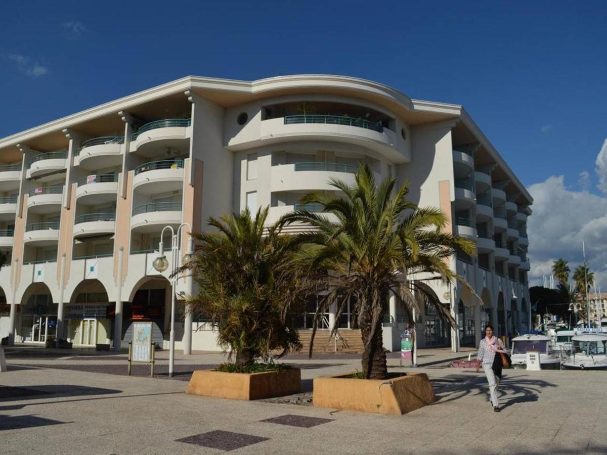 Frejus: Appt 2P, 5 Pers, Piscine, Plage A 150M, Parking, Animaux Ok - Fr-1-226A-357 Eksteriør bilde
